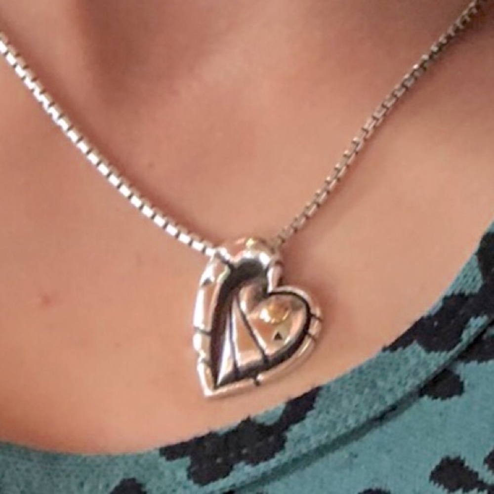 I’m looking to purchase this exact John Antencio Necklace! ASAP!